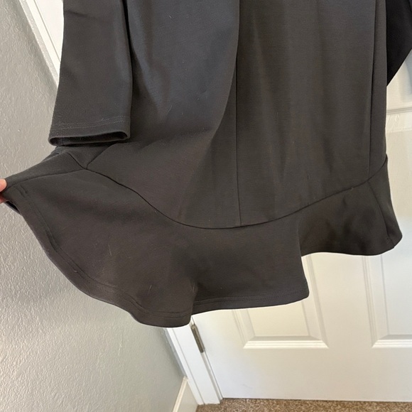 Elegant Women’s Small Dark Grey Wide Lapel Front Tie Jacket - Picture 7 of 11